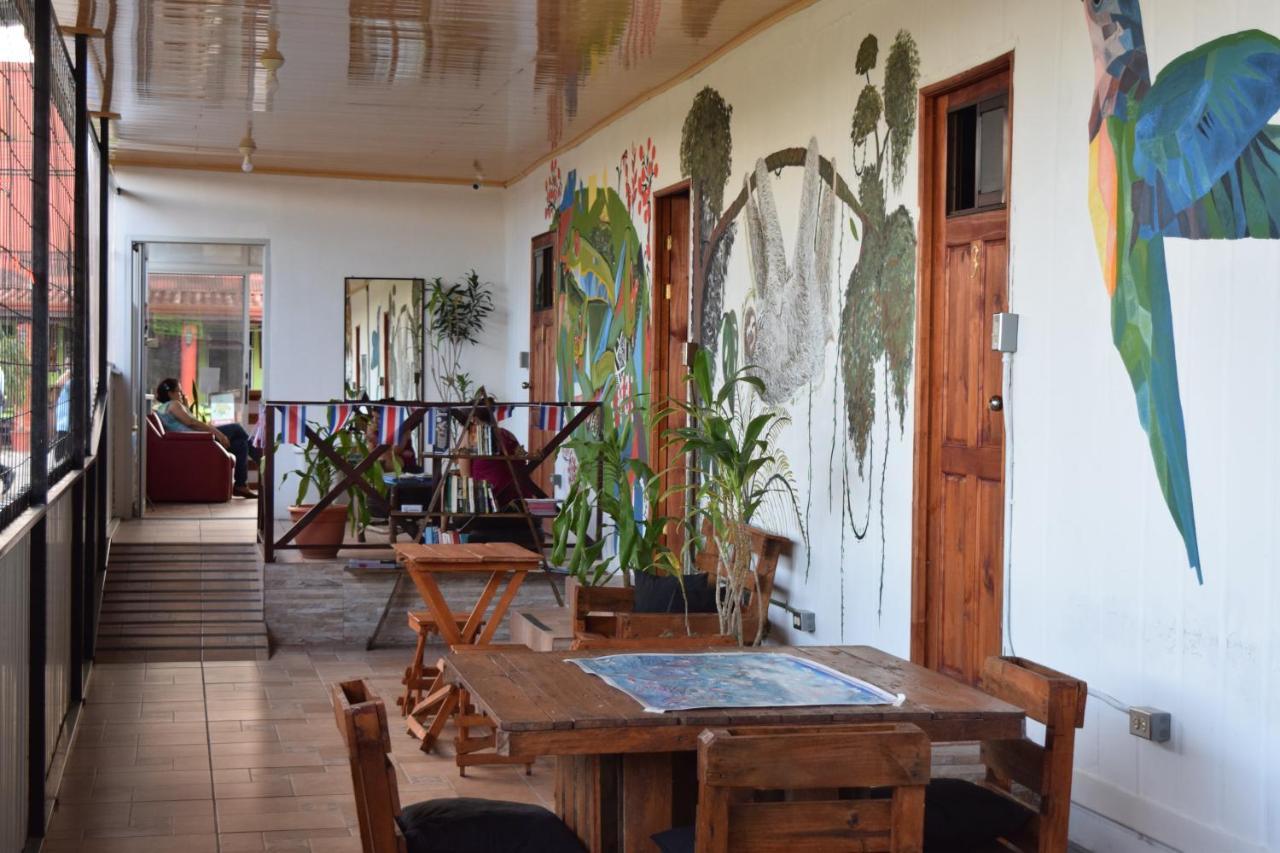 Arenal Container Hostel La Fortuna Dış mekan fotoğraf