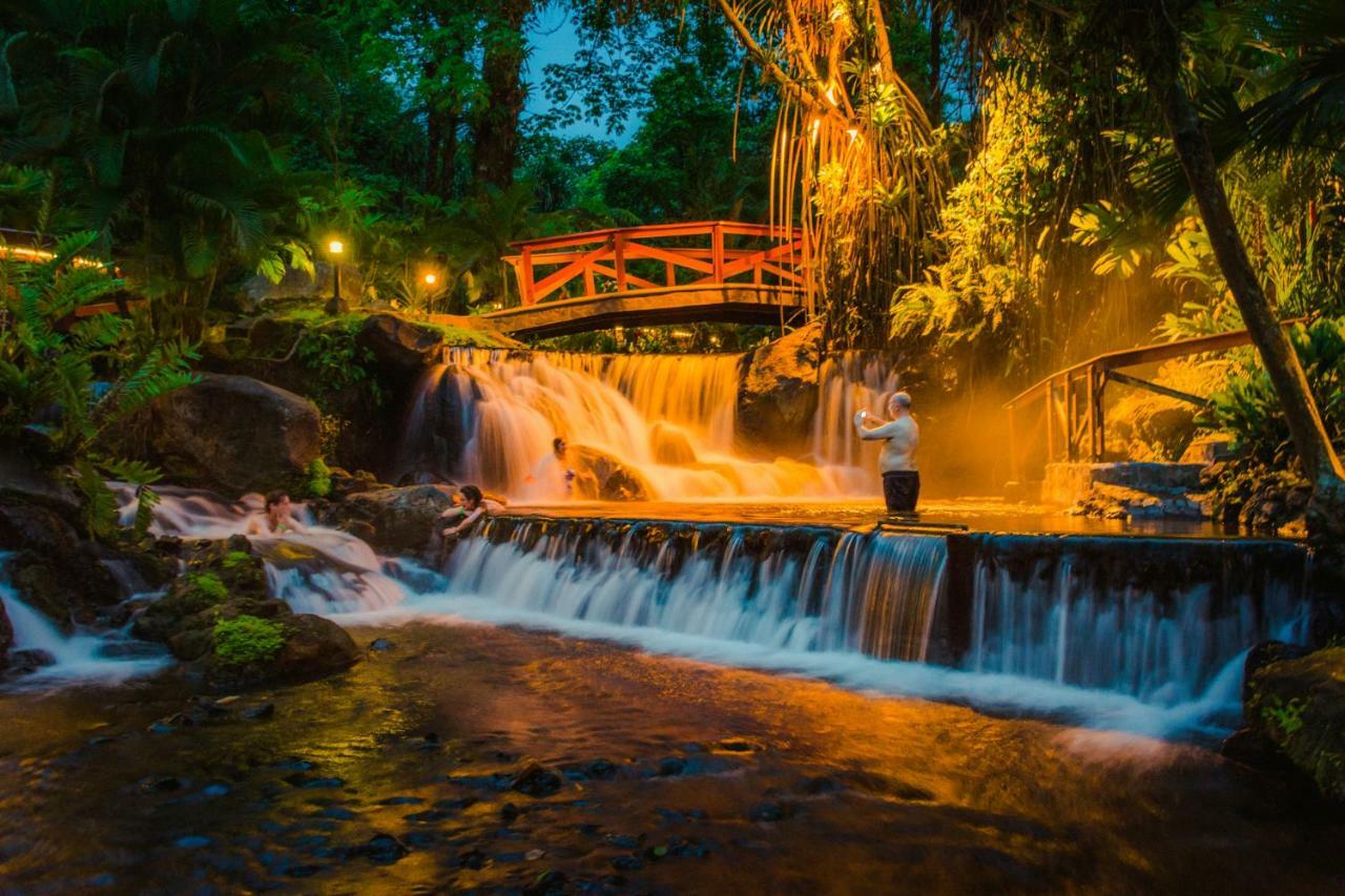 Arenal Container Hostel La Fortuna Dış mekan fotoğraf