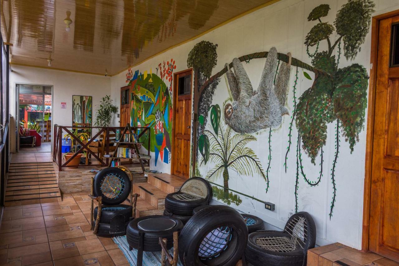 Arenal Container Hostel La Fortuna Dış mekan fotoğraf