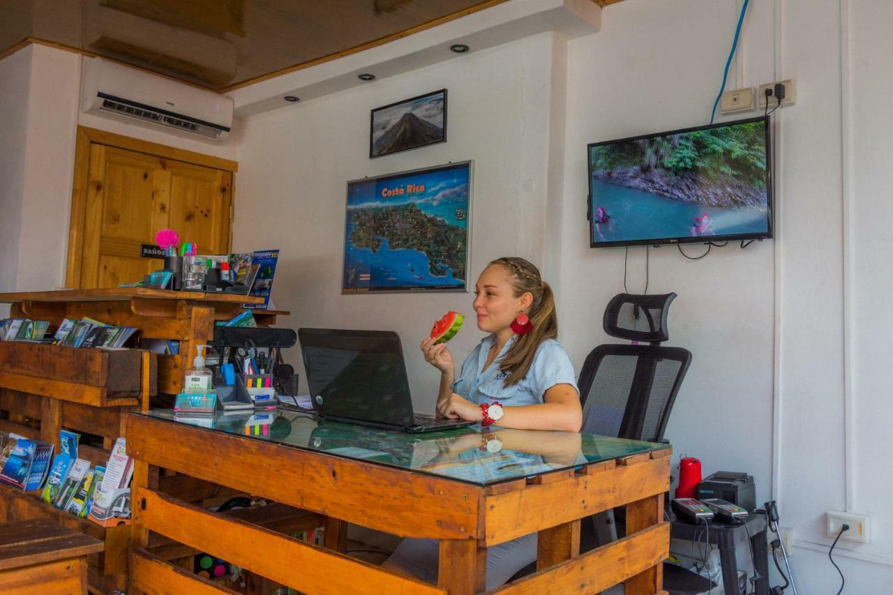Arenal Container Hostel La Fortuna Dış mekan fotoğraf
