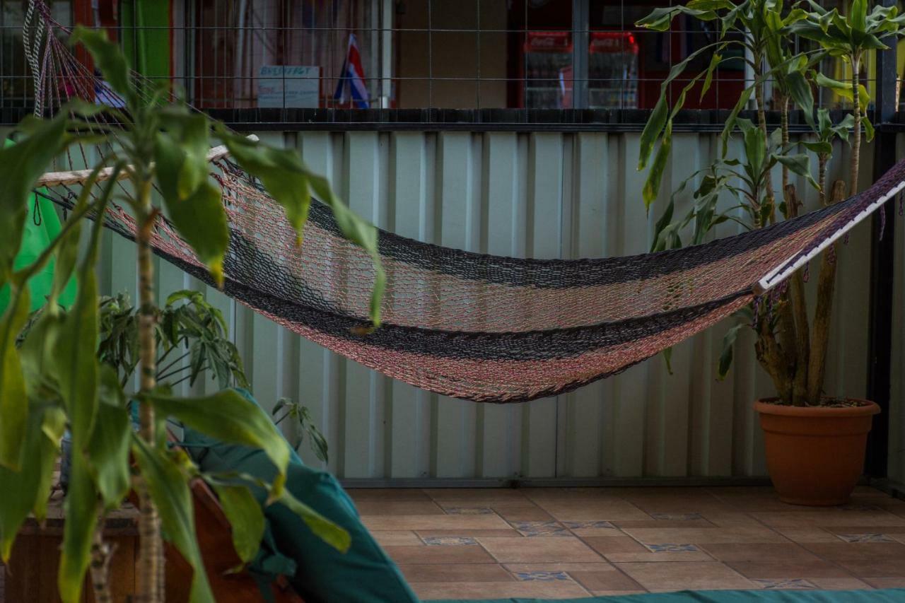 Arenal Container Hostel La Fortuna Dış mekan fotoğraf